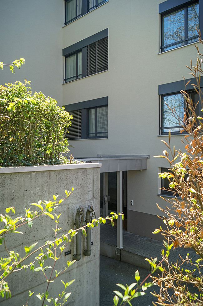 769_06_Fassaden-Sanierung_Mehrfamilienhaus_Hinterkappelen.jpg
