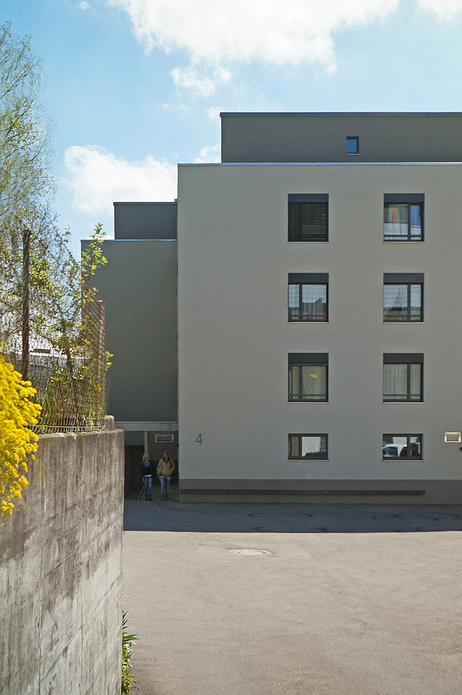 769_05_Fassaden-Sanierung_Mehrfamilienhaus_Hinterkappelen.jpg