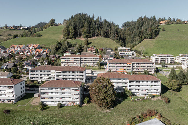 856_03_Modernisierung_Mehrfamilienhaus_Langnau___9_.jpg