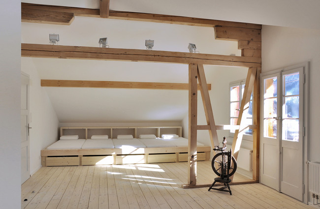 734_03_04_Umbau_Ferienhaus_Grindelwald_Wohnung_DG.jpg