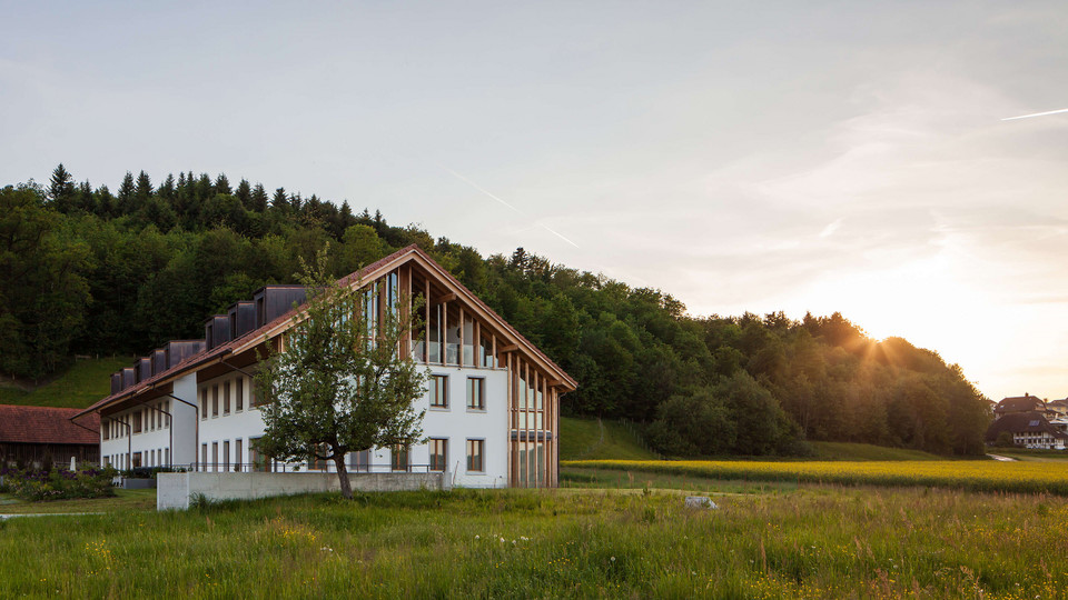 760_00_02_Hauptbild_Mehrfamileinhaus_Strengelbach.jpg